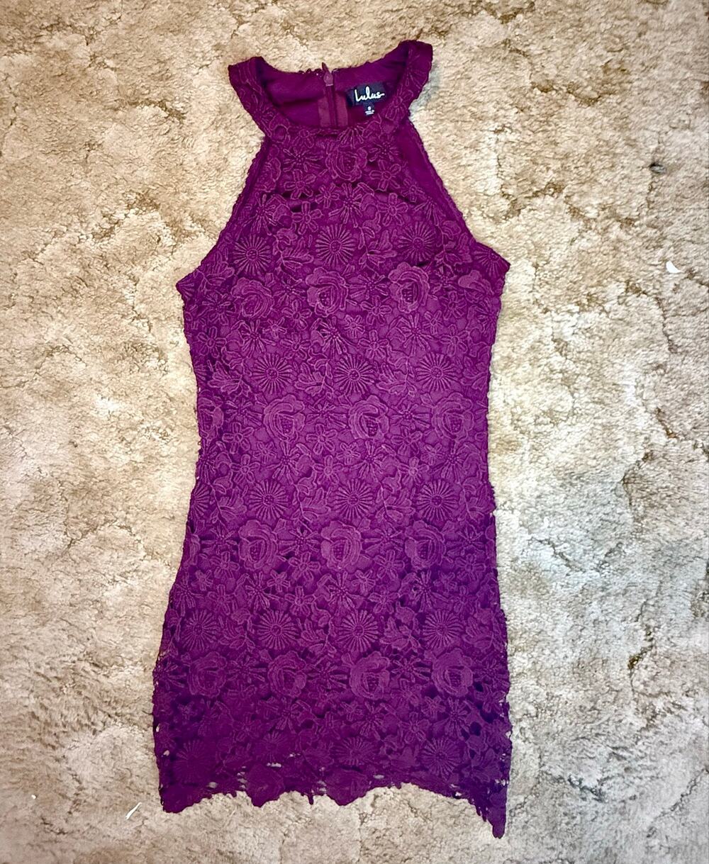 Lulus Burgundy Floral Lace Bodycon Midi Dress Size Small High Neck